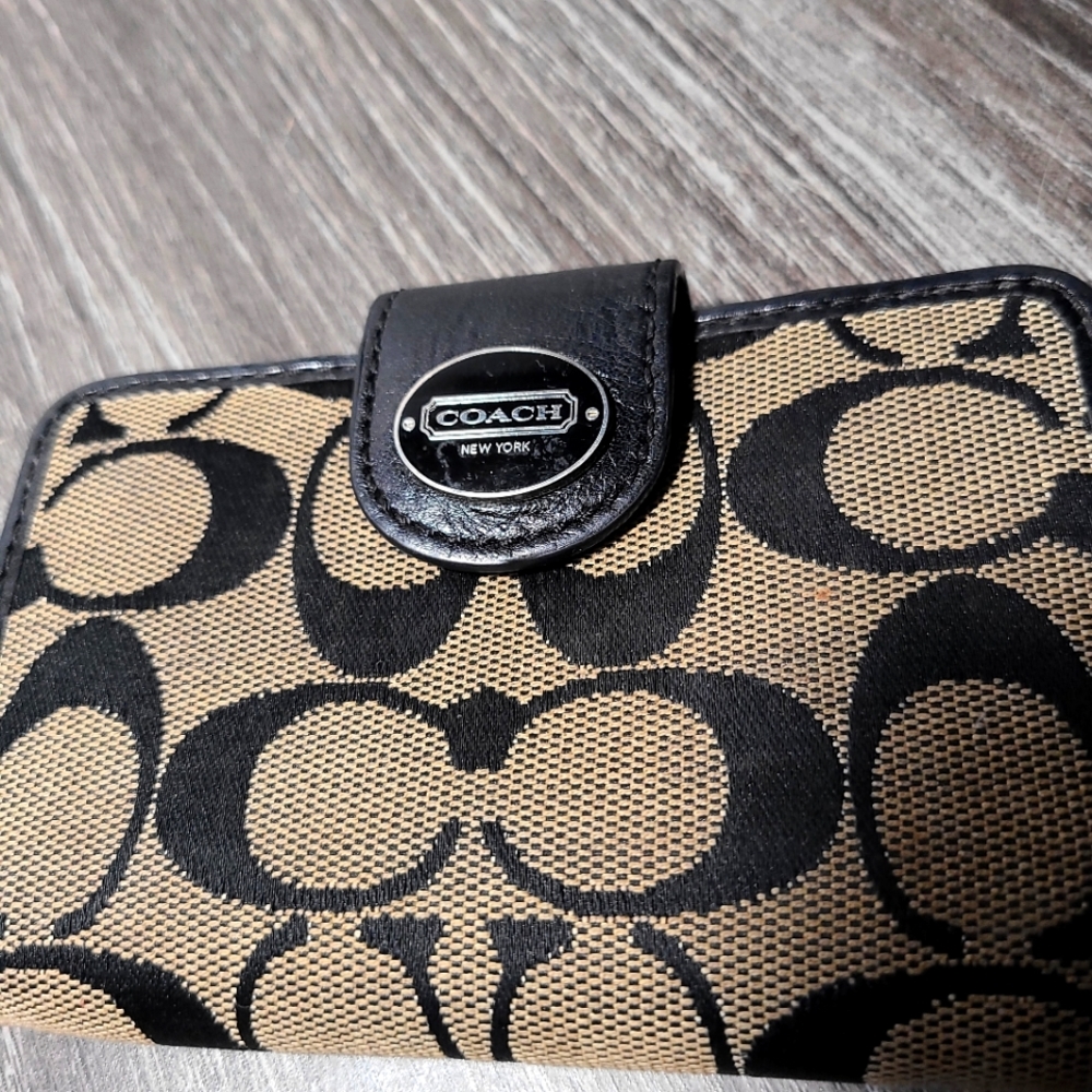 Coach Legacy Black Signature Wallet